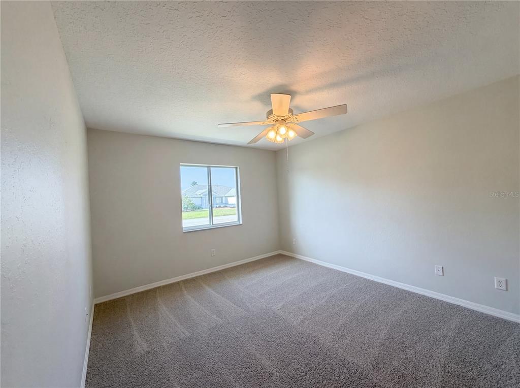 5947 Southwest 98th Street Road Ocala, FL 34476 - Photo 13 of 19