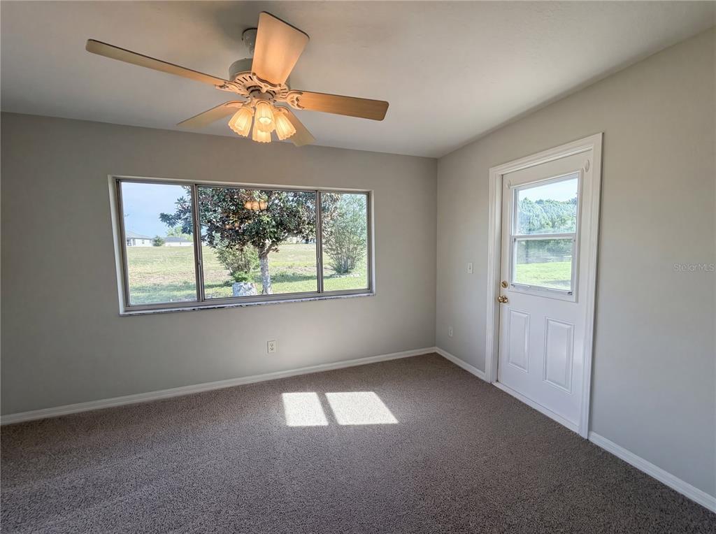 5947 Southwest 98th Street Road Ocala, FL 34476 - Photo 10 of 19