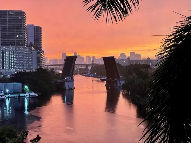 $399,999 | 1740 Northwest N River Drive, Unit 626, Miami, FL 33125