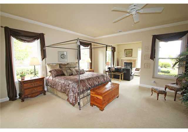 4010 Limber Pine Road Fallbrook, CA 92028 - Photo 14 of 24 Generously sized master suite.
