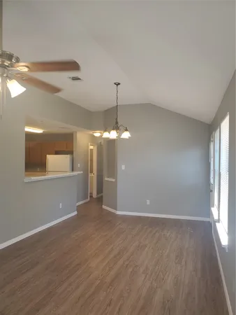 $1,325 | 2221 Creekside Lane, Unit B, Georgetown, TX 78626