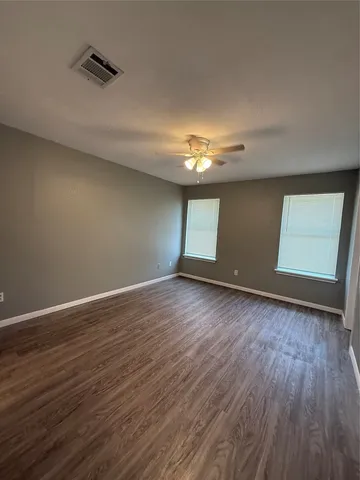 $1,395 | 2221 Creekside Lane, Unit B, Georgetown, TX 78626