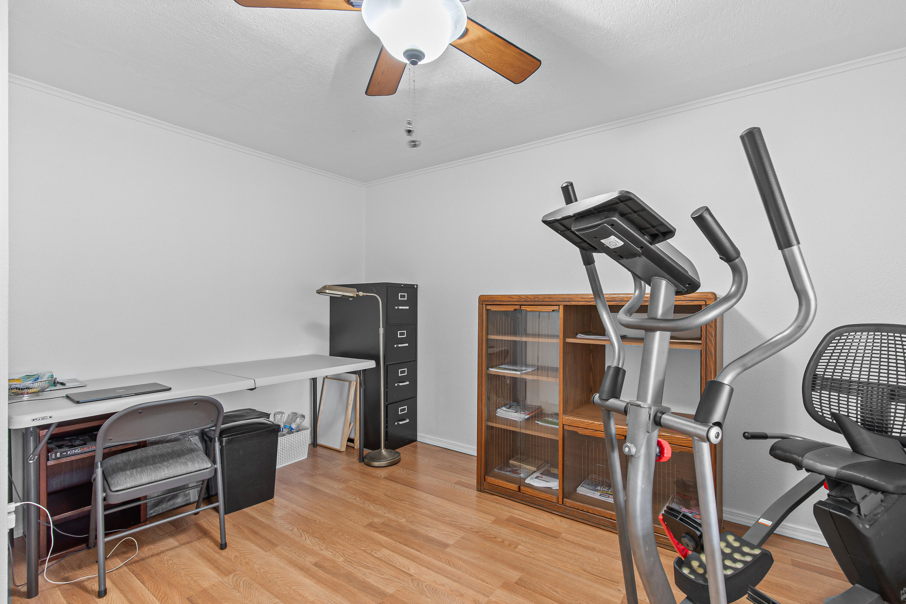 349 Capri Drive Eagle Point, OR 97524 - Photo 34 of 54 9R9A7535