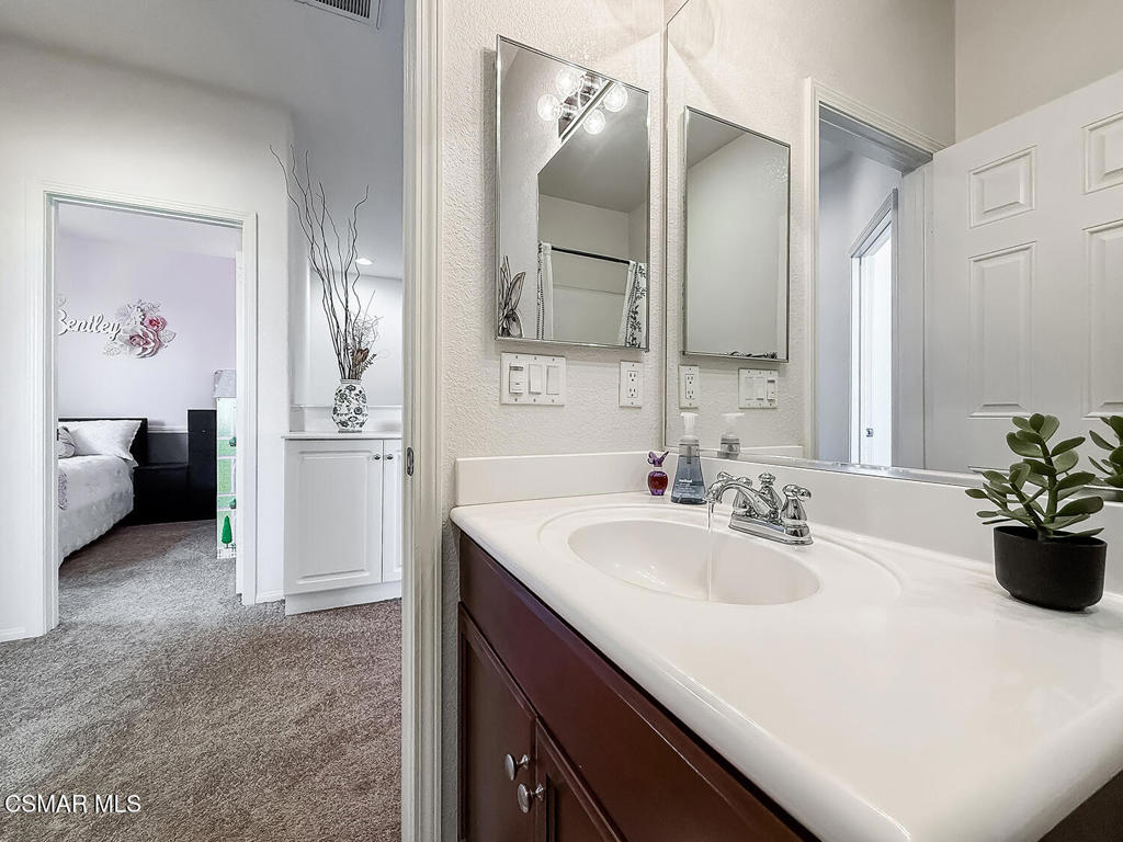 6838 Simmons Way Moorpark, CA 93021 - Photo 23 of 45