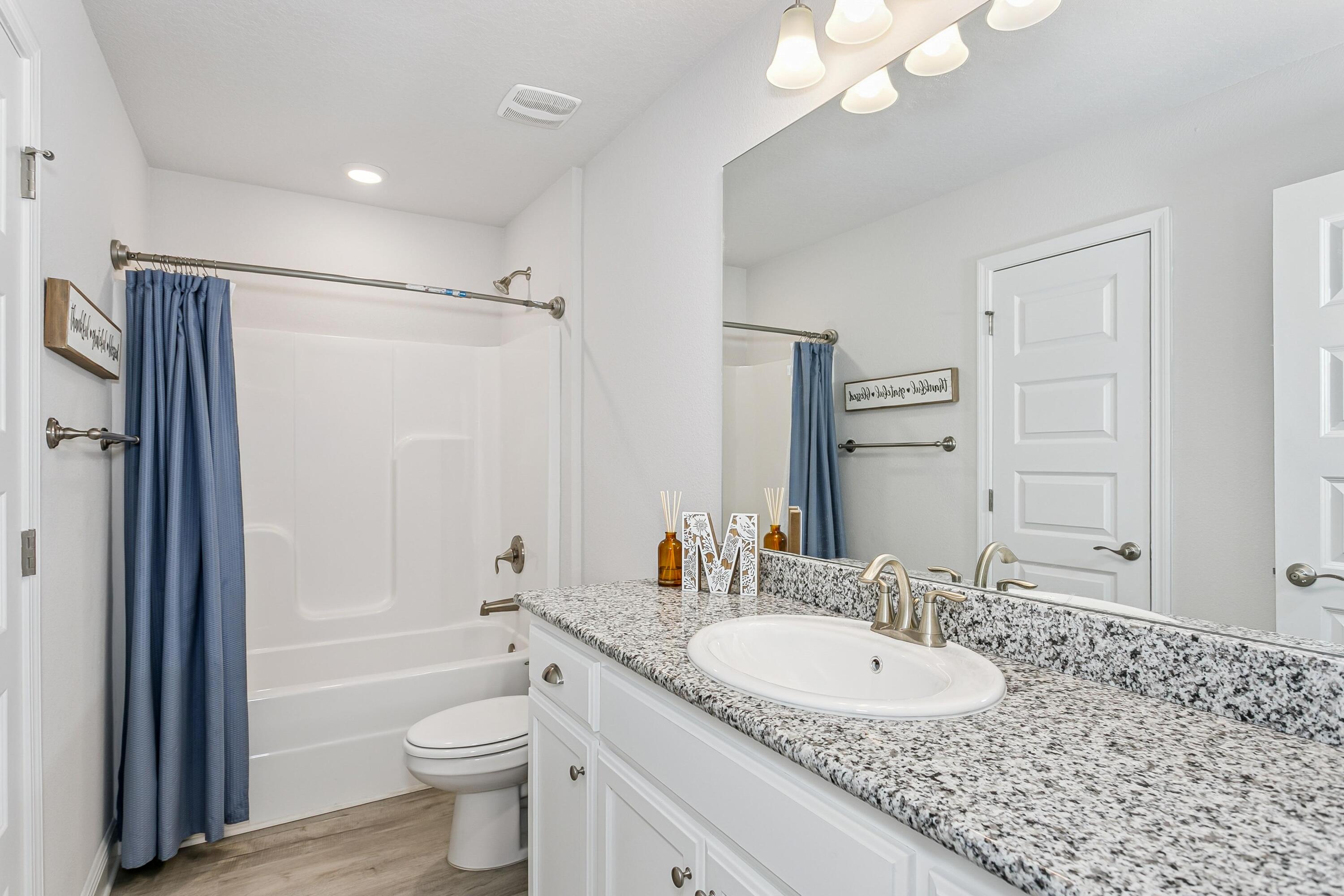 2613 Prominence Lane Crestview, FL 32536 - Photo 17 of 26 Guest Bath