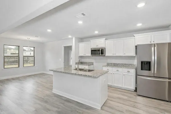 $379,900 | 2613 Prominence Lane, Crestview, FL 32536