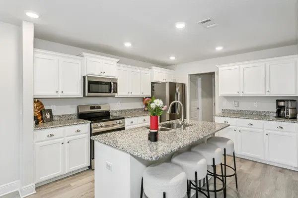 $379,900 | 2613 Prominence Lane, Crestview, FL 32536