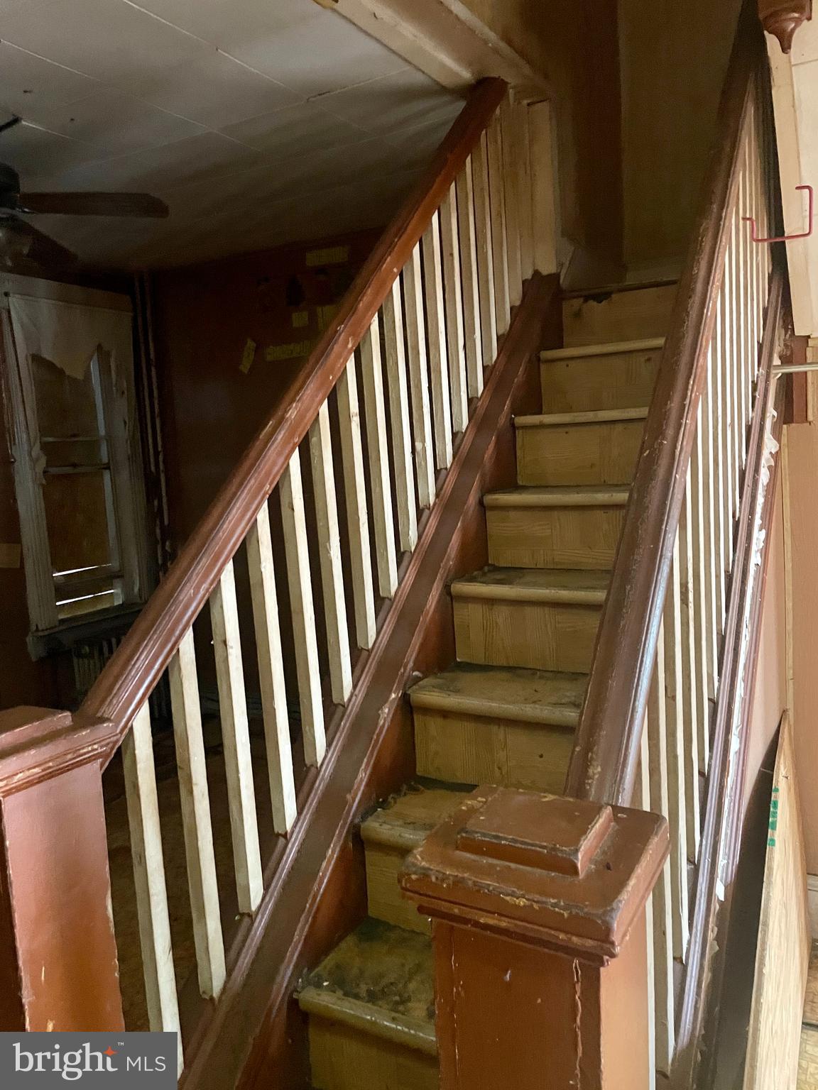 1626 North Wolfe Street Baltimore, MD 21213 - Photo 8 of 20 a view of entryway