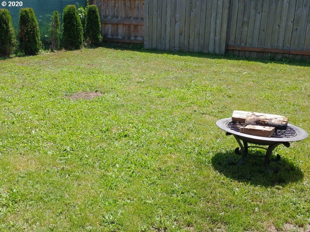 4964 E Street Springfield, OR 97478 - Photo 12 of 12