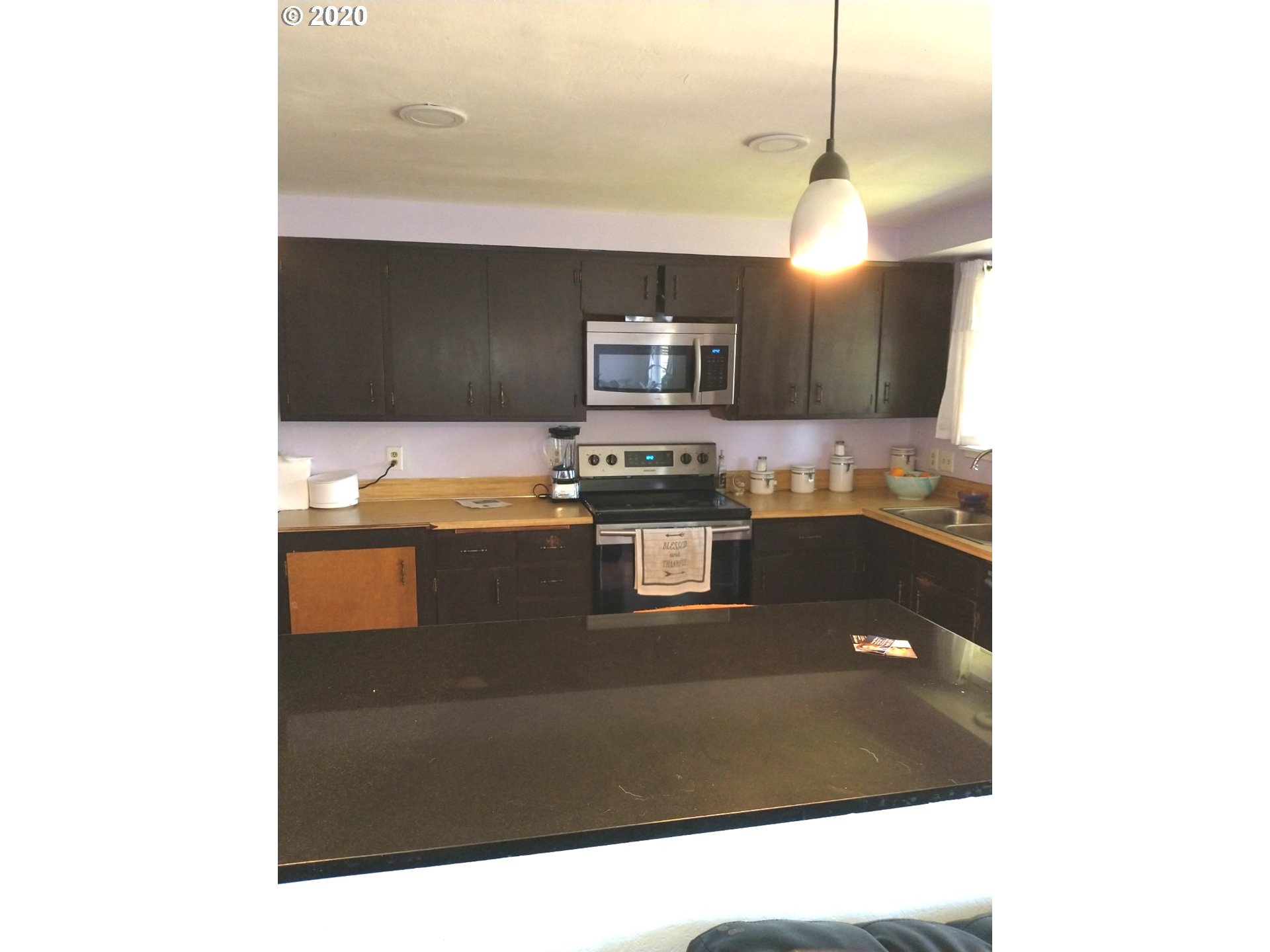 4964 E Street Springfield, OR 97478 - Photo 6 of 12
