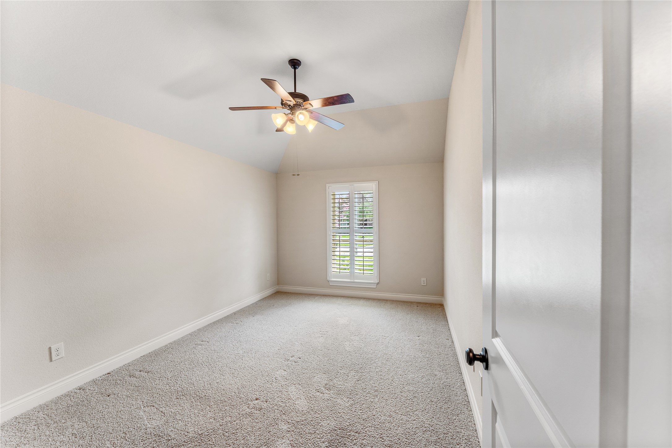 2938 Bobby Jones Road Katy, TX 77494 - Photo 20 of 28 a view of empty room with window