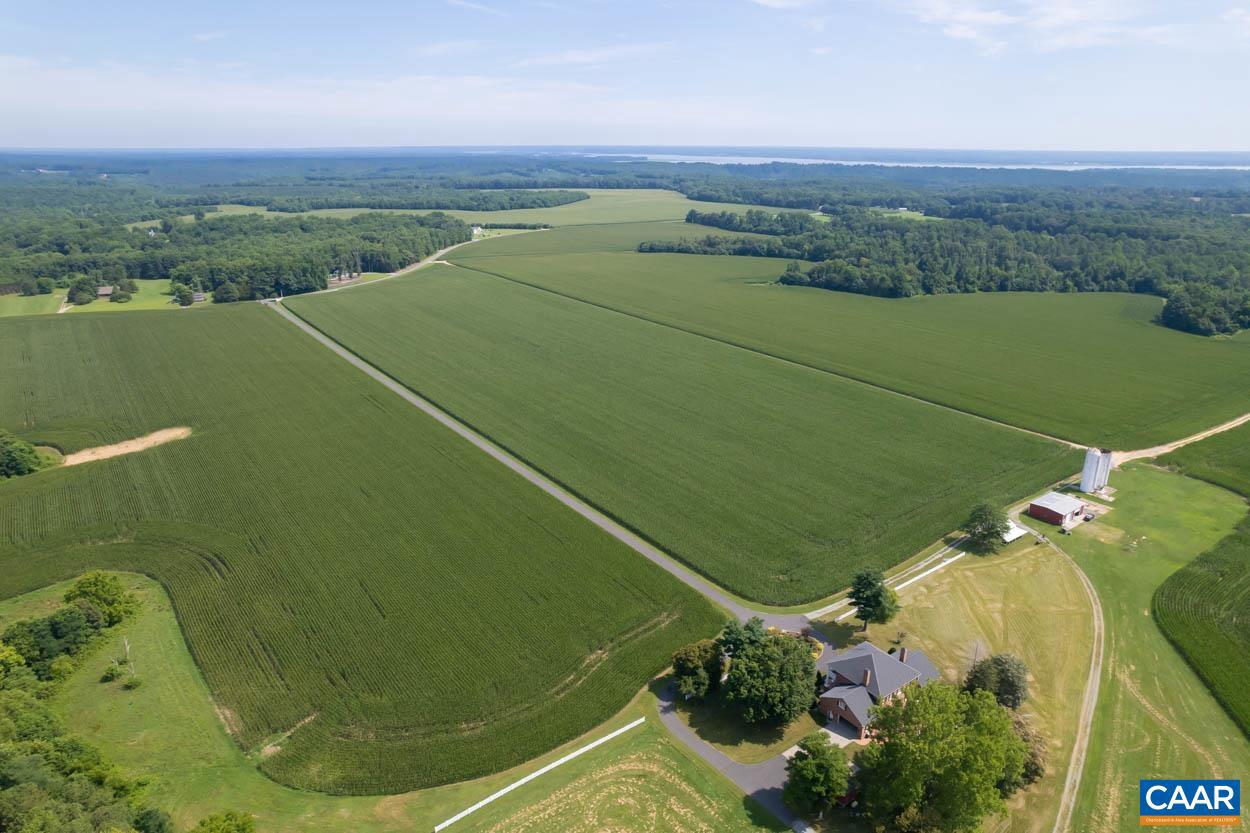 5695 Landing Road Tappahannock, VA 22560 - Photo 14 of 70