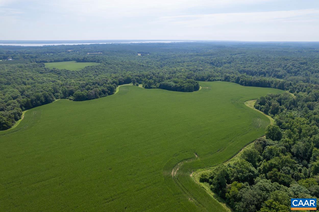 5695 Landing Road Tappahannock, VA 22560 - Photo 16 of 70