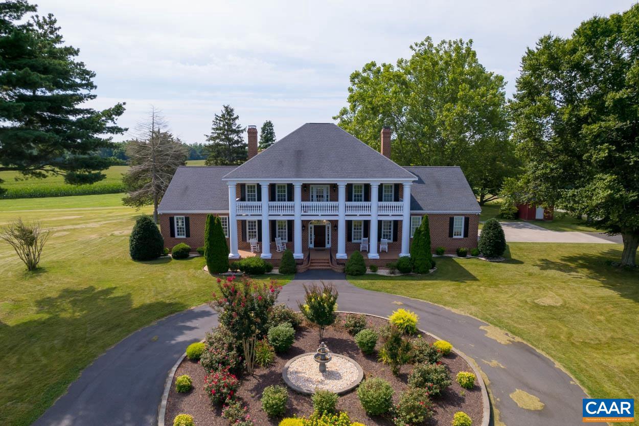 5695 Landing Road Tappahannock, VA 22560 - Photo 3 of 70