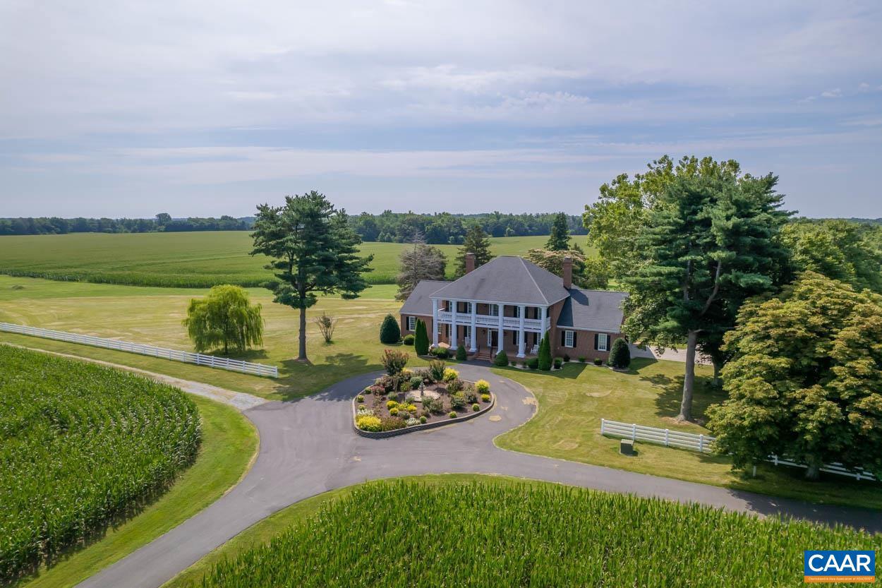 5695 Landing Road Tappahannock, VA 22560 - Photo 4 of 70