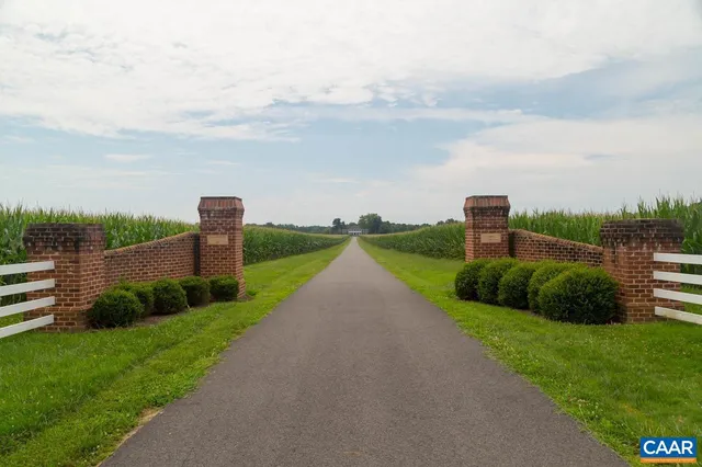 $25,000 | 5695 Landing Road, Tappahannock, VA 22560