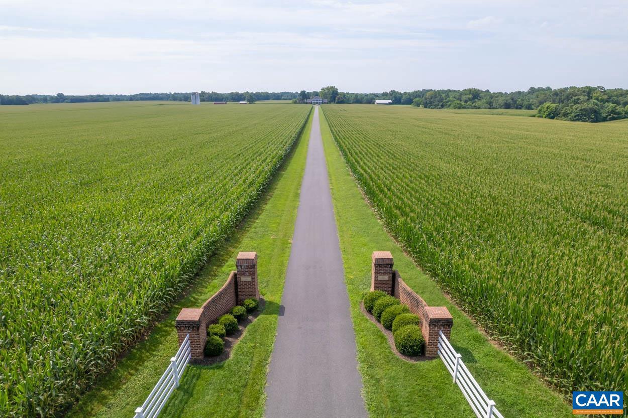 5695 Landing Road Tappahannock, VA 22560 - Photo 8 of 70