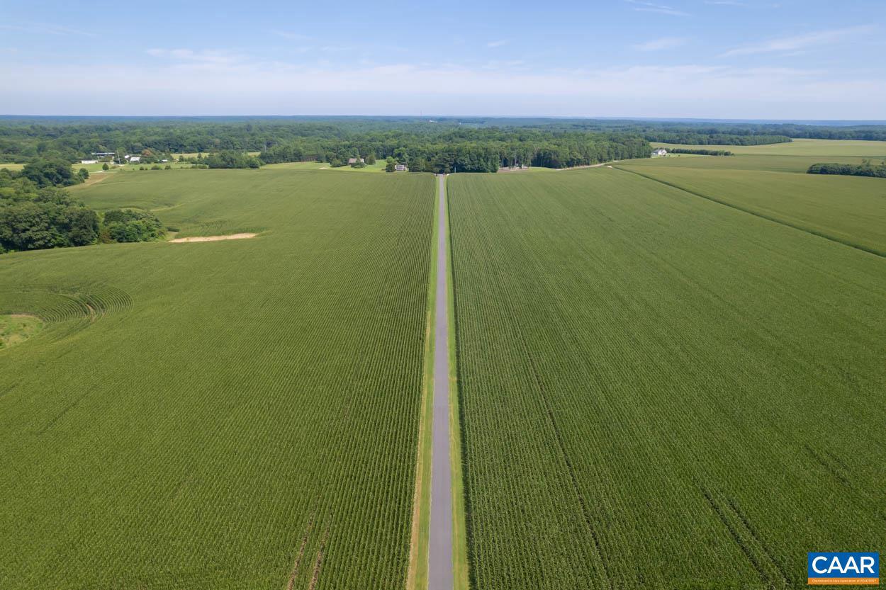 5695 Landing Road Tappahannock, VA 22560 - Photo 10 of 70