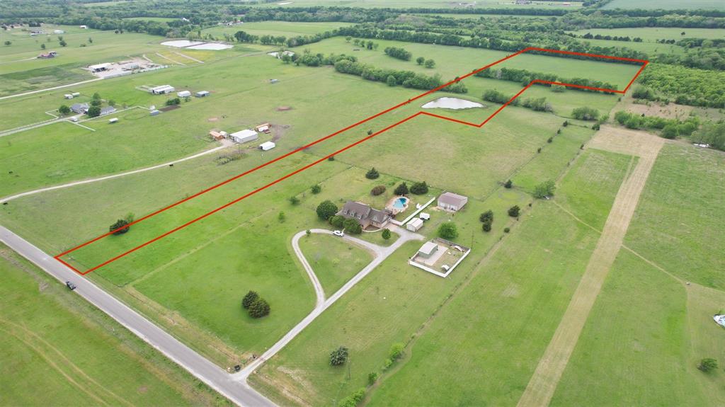 11 East Line Road Whitewright, TX 75491 - Photo 4 of 10
