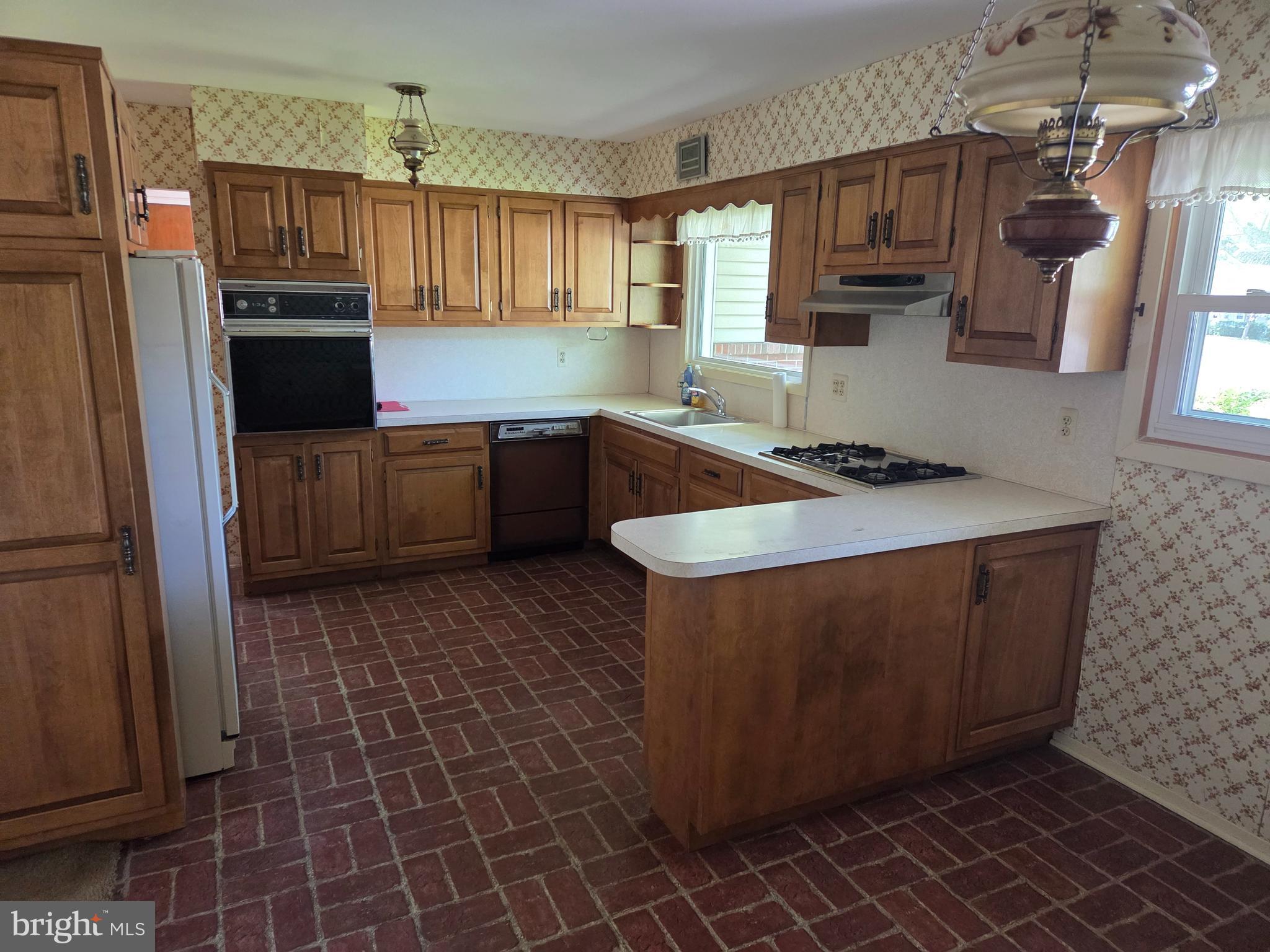 107 Upper Ferry Road Ewing, NJ 08628 - Photo 11 of 23 Kitchen