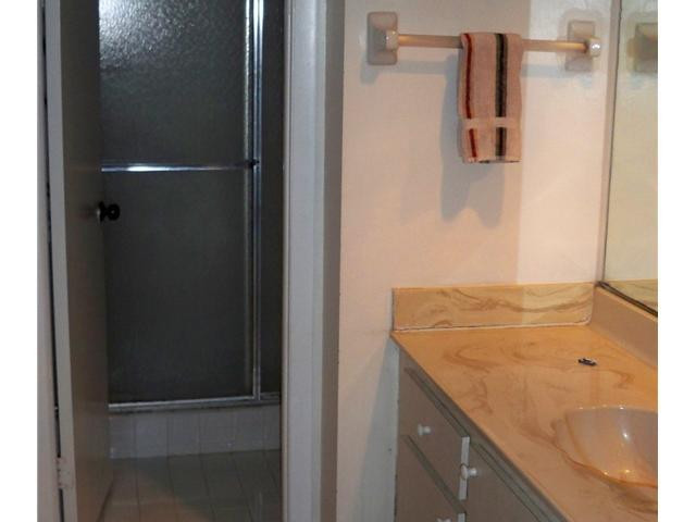 6195 Rock Island Road, Unit 115 Tamarac, FL 33319 - Photo 7 of 12 Master Bath/Spa