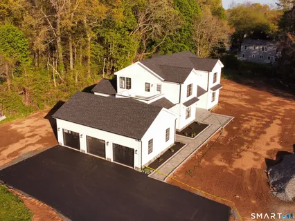 $1,700,000 | 539 A Boston Street, Guilford, CT 06437