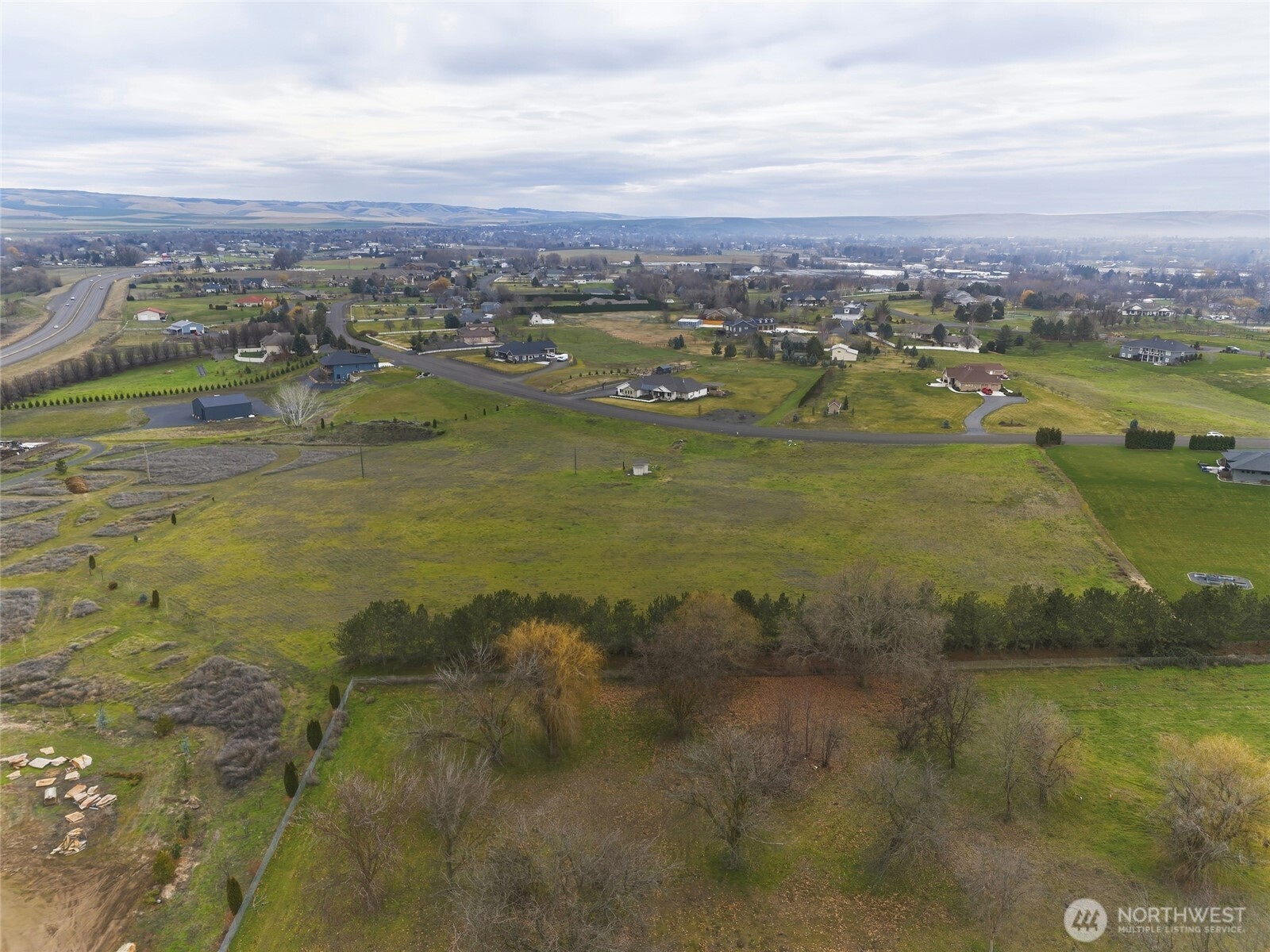 0 Summers Circle Walla Walla, WA 99362 - Photo 13 of 13 a view of lake with mountain