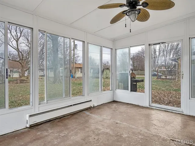 $190,000 | 708 Meadow Drive, Red Bud, IL 62278