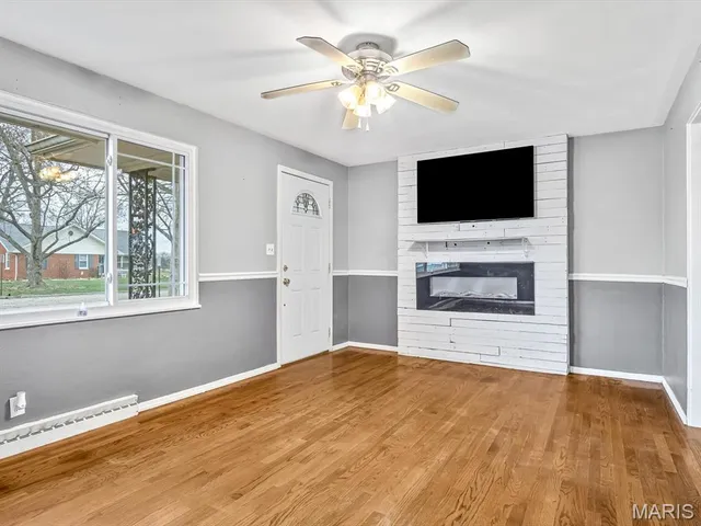 $190,000 | 708 Meadow Drive, Red Bud, IL 62278