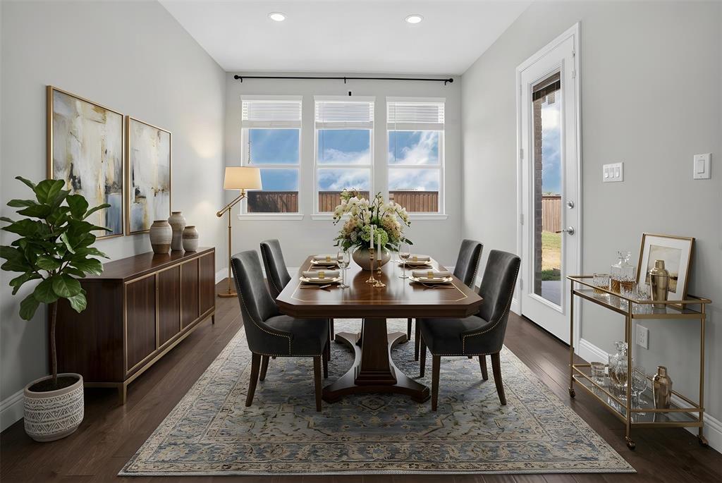 2528 Horsetail Road Frisco, TX 75033 - Photo 17 of 39 This breakfast room is not a nook but a well designed bigger dining area space for sharing laughters while enjoying your meals with family and friends.