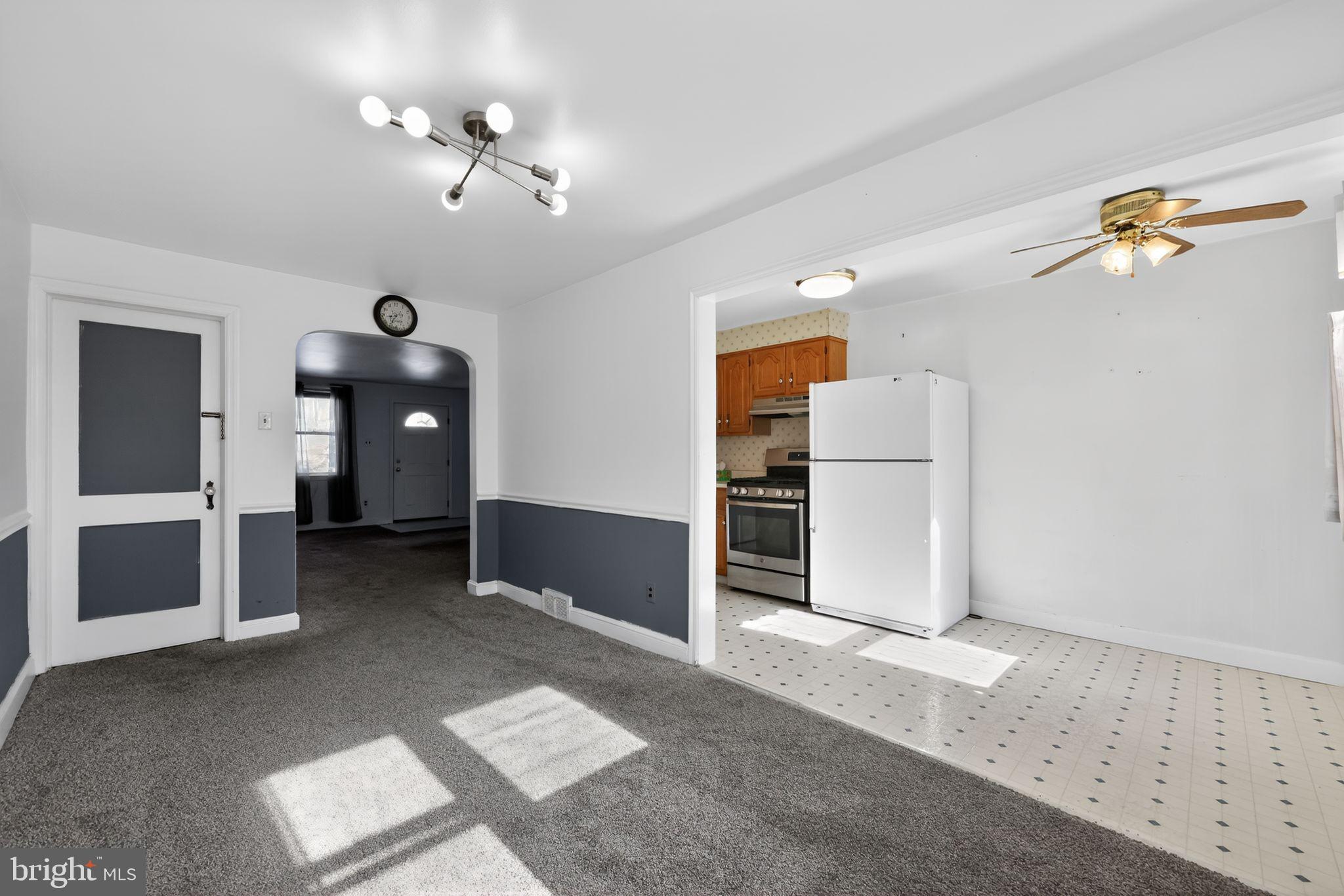 422 Rively Avenue Collingdale, PA 19023 - Photo 18 of 36