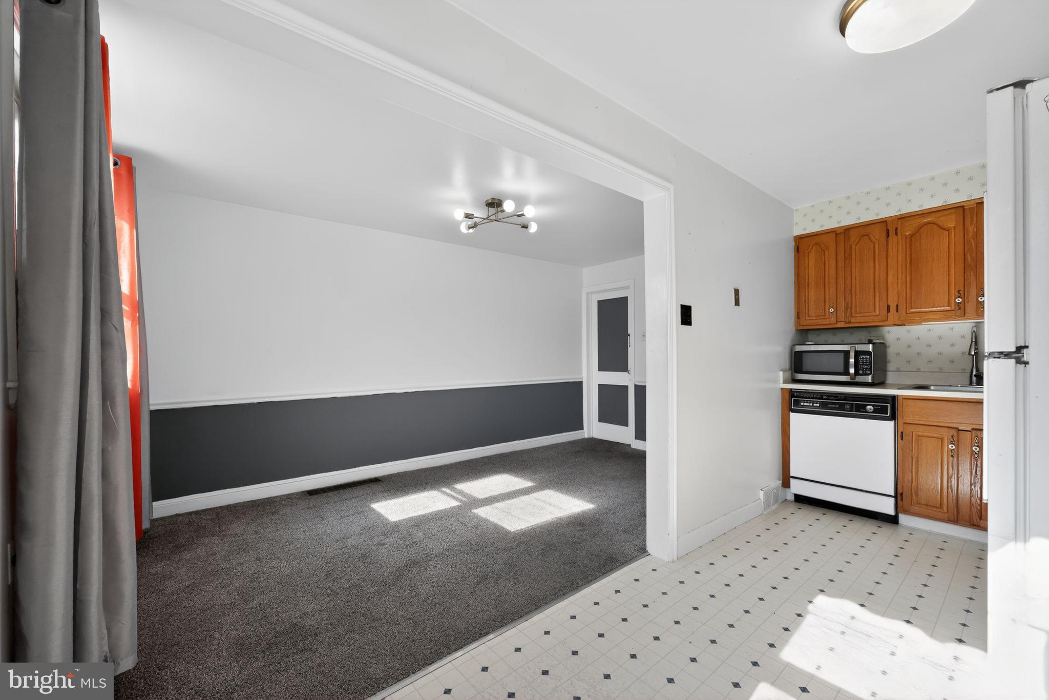 422 Rively Avenue Collingdale, PA 19023 - Photo 22 of 36