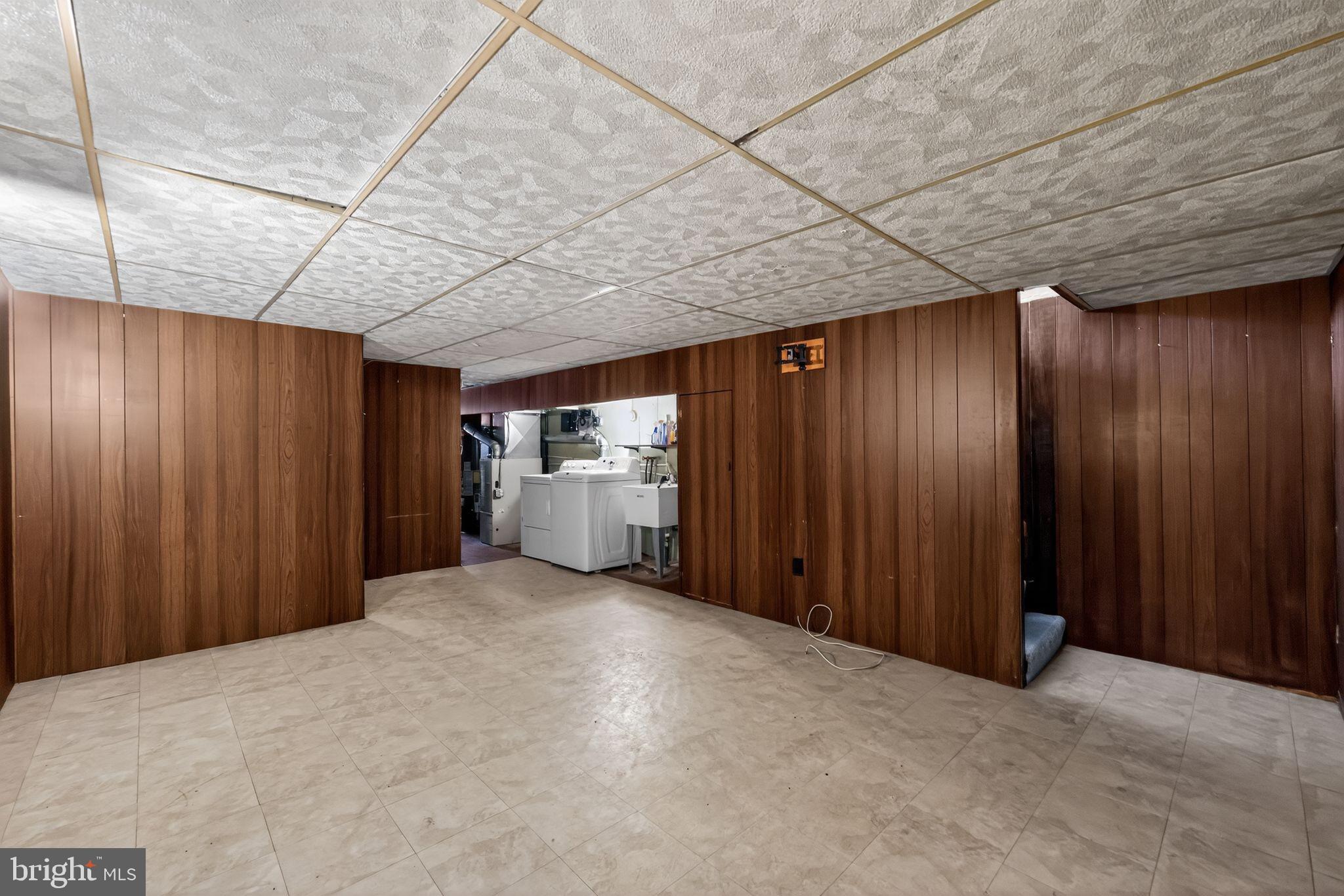 422 Rively Avenue Collingdale, PA 19023 - Photo 34 of 36