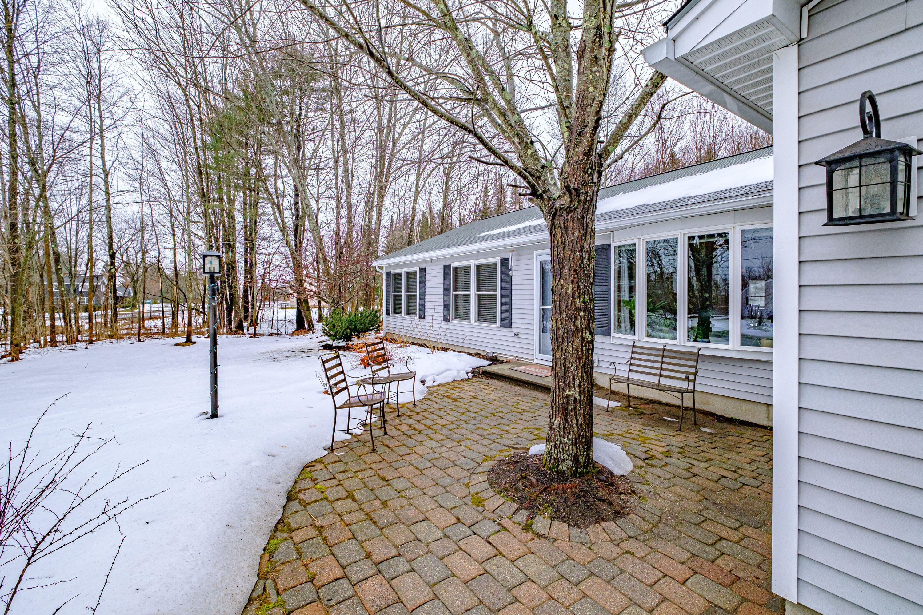 427 East Hardscrabble Road Auburn, ME 04210 - Photo 5 of 53 20240329gp-60010