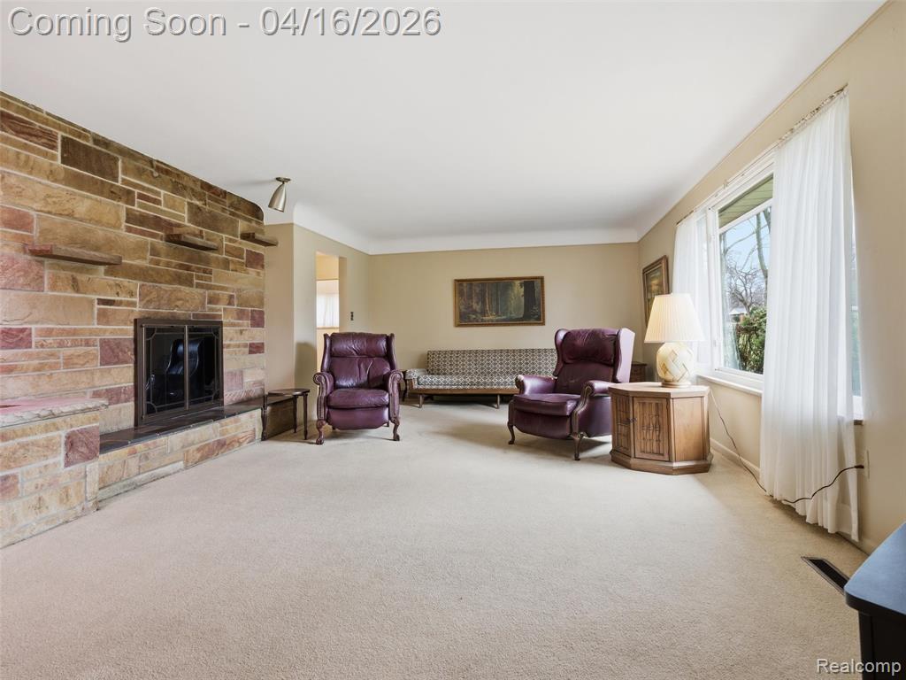192 Booth Road Troy, MI 48085 - Photo 13 of 37