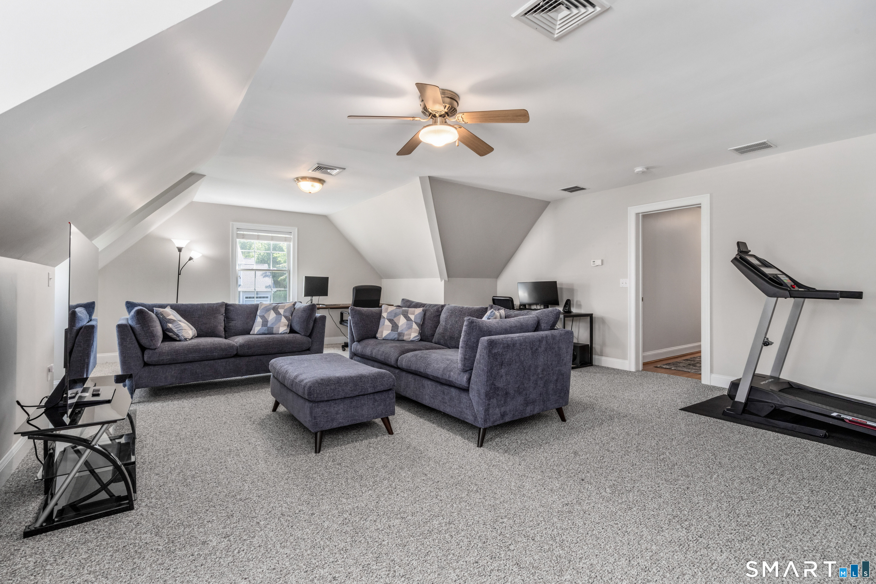 25 Hanover Fields Road Glastonbury, CT 06033 - Photo 29 of 38 2nd floor bonus room with its own back staircase