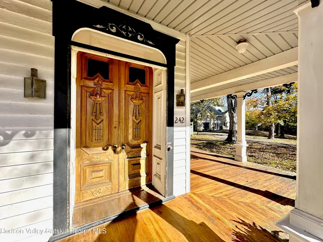 $1,300,000 | 242 Main Street, Germantown, NY 12526