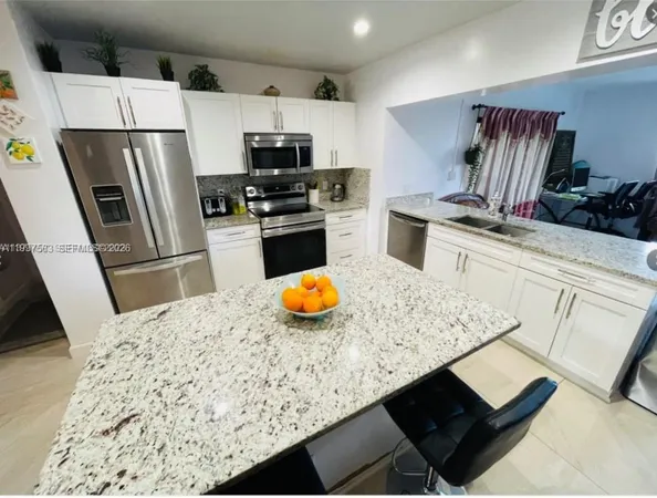 $4,000 | 721 Southwest 69th Avenue, Pembroke Pines, FL 33023