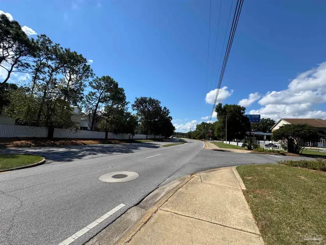 $99,000 | 3298 Summit Boulevard, Unit 1, Pensacola, FL 32503