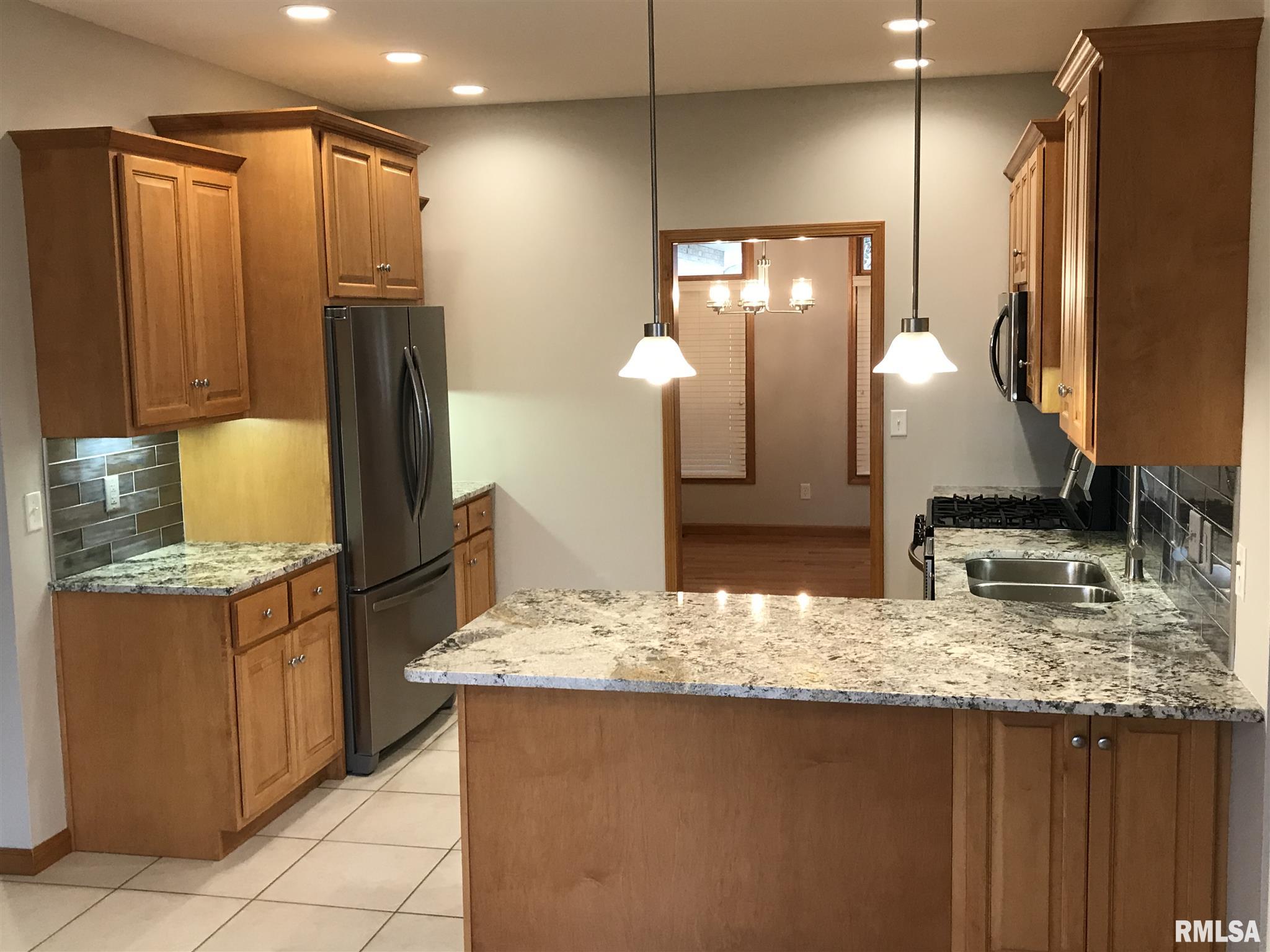 1804 Appleton Drive Springfield, IL 62711 - Photo 12 of 36 Gallery Image 12