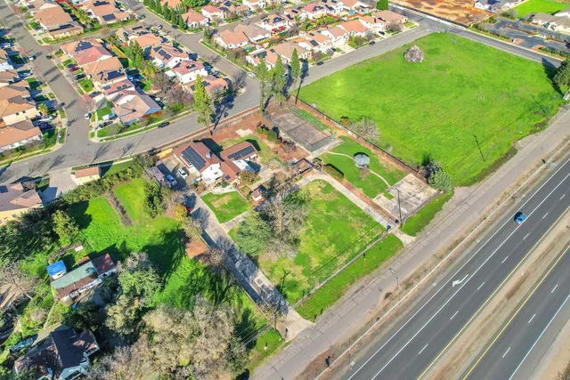 $999,000 | 3457 Colusa Highway, Yuba City, CA 95993