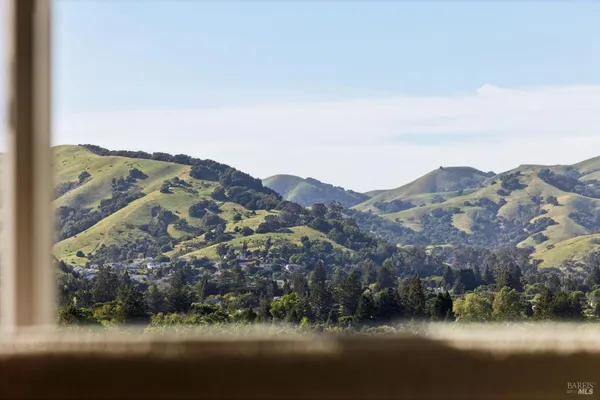 $2,995,000 | 40 Miwok Drive, Novato, CA 94947