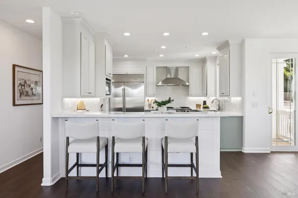 $2,995,000 | 40 Miwok Drive, Novato, CA 94947