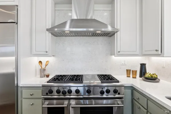 $2,995,000 | 40 Miwok Drive, Novato, CA 94947