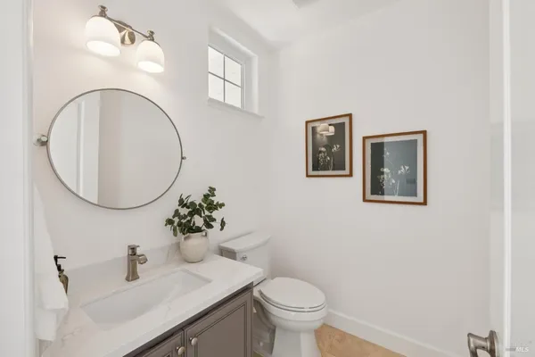 $2,995,000 | 40 Miwok Drive, Novato, CA 94947