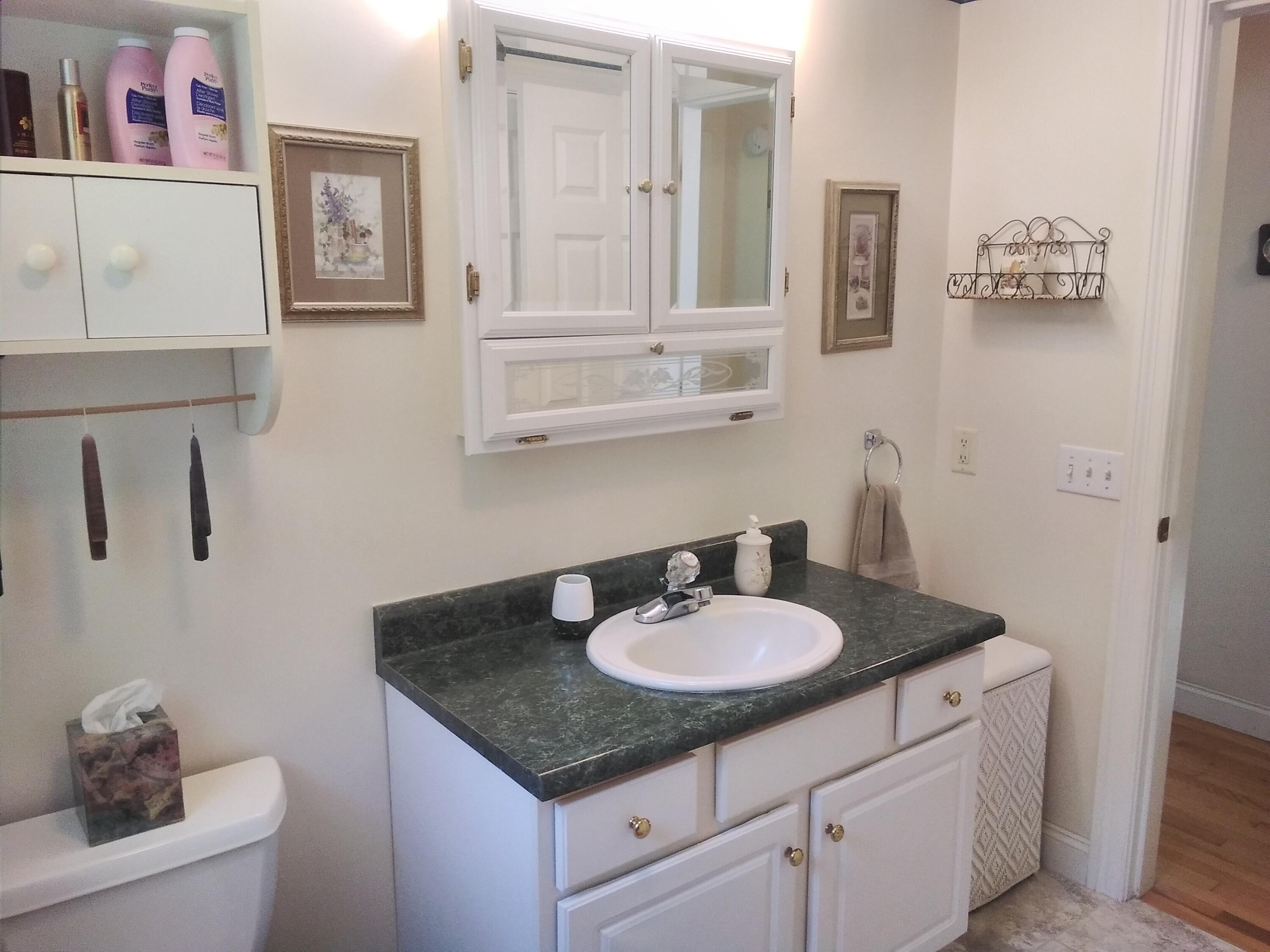 21 Chute Road Windham, ME 04062 - Photo 29 of 39 2nd Floor Bathroom