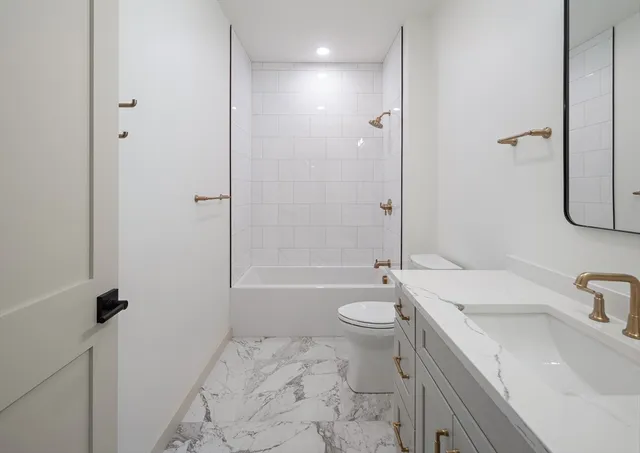 $1,036,550 | 1025 Massachusetts Avenue, Unit 304, Arlington, MA 02476