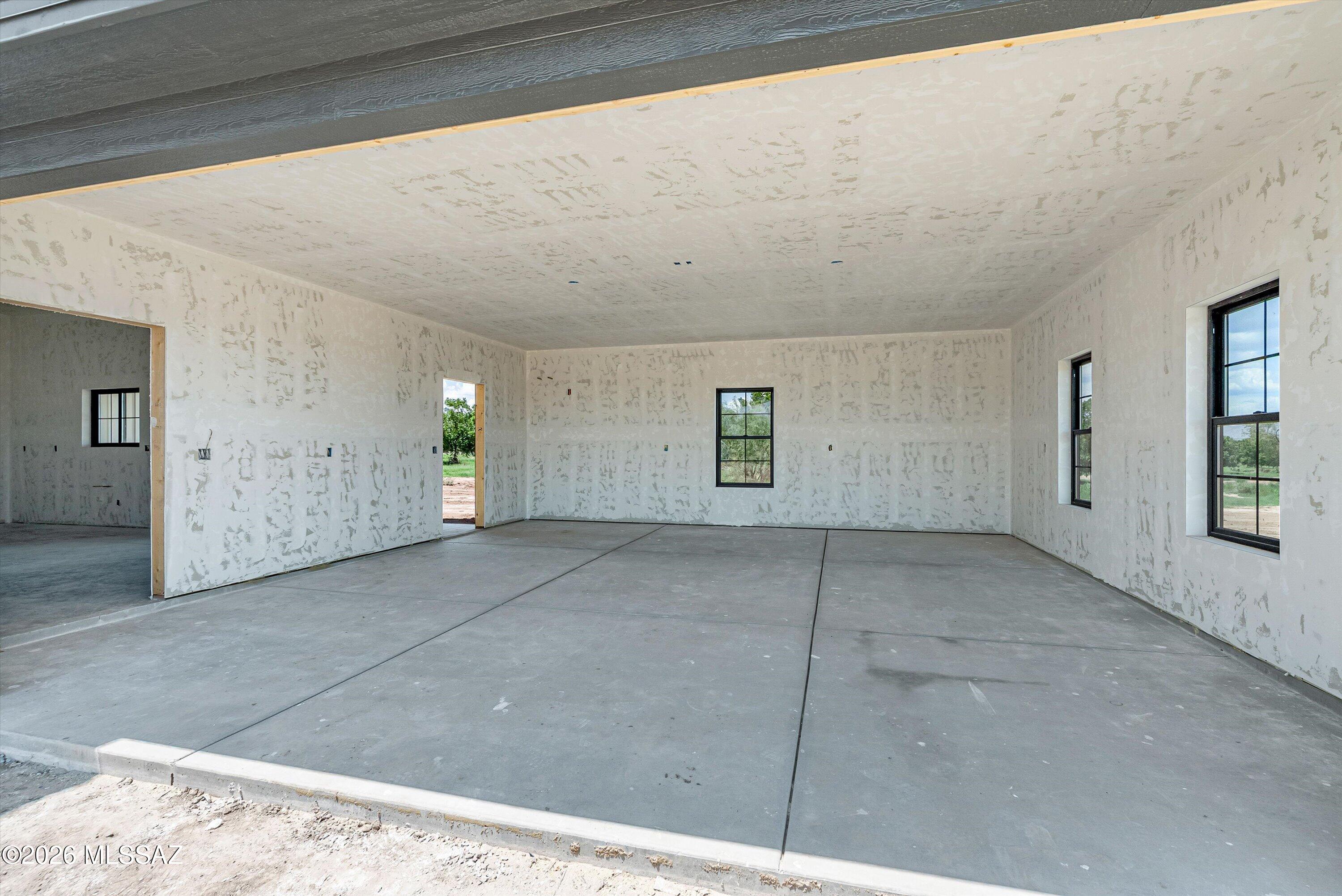 1261 North Ocotillo Road Benson, AZ 85602 - Photo 19 of 36 Garage