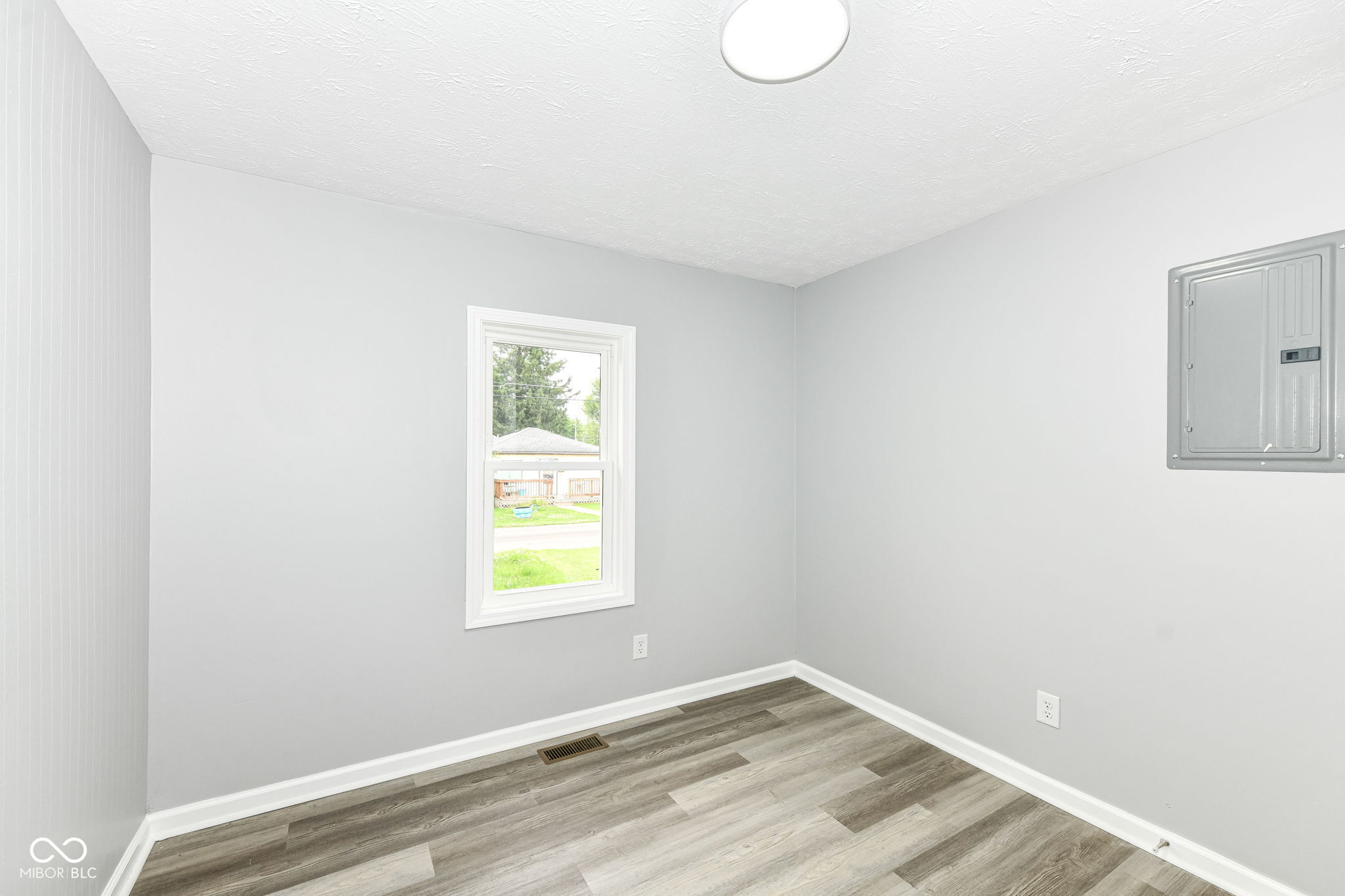 2413 Fowler Street Anderson, IN 46012 - Photo 17 of 27 Gallery Image 17