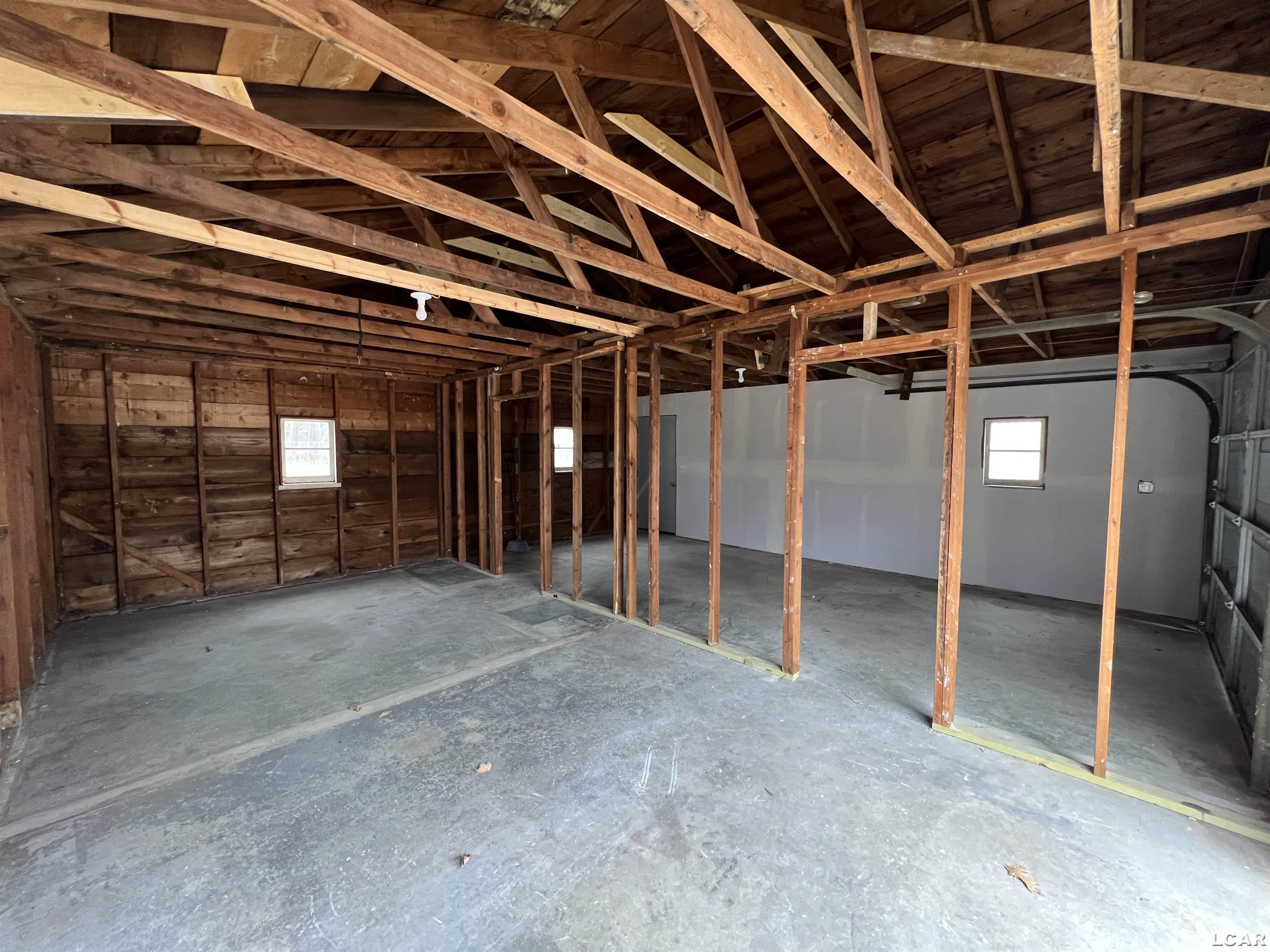 1524 East Valley Road Adrian, MI 49221 - Photo 6 of 18